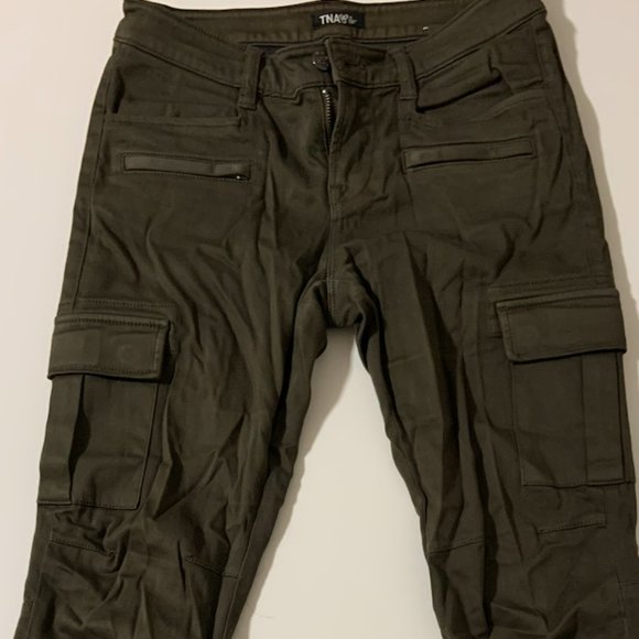 Various bottoms bundle - Picture 4 of 4